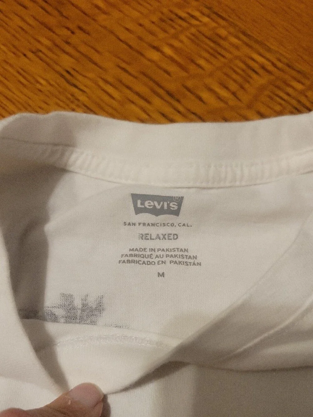 Levi's White Crew Neck T-Shirt with Black Logo